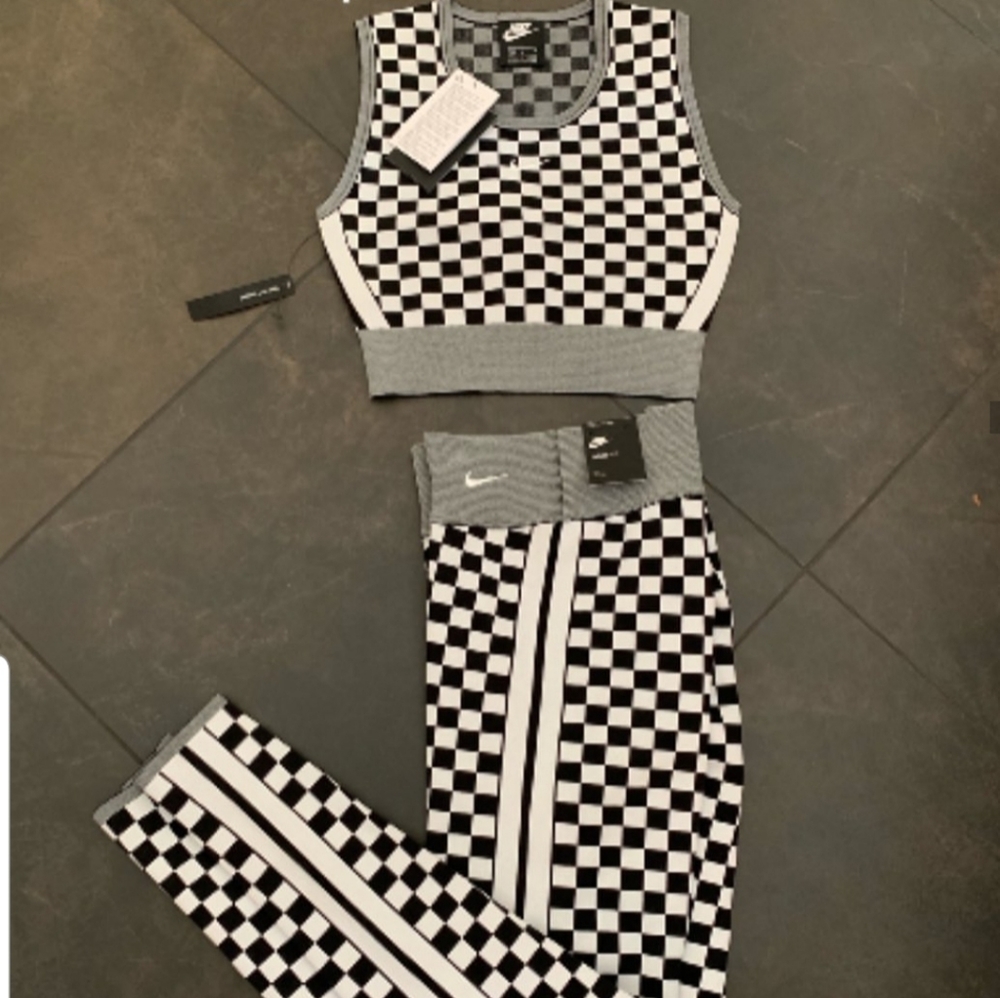 Nike 2 piece